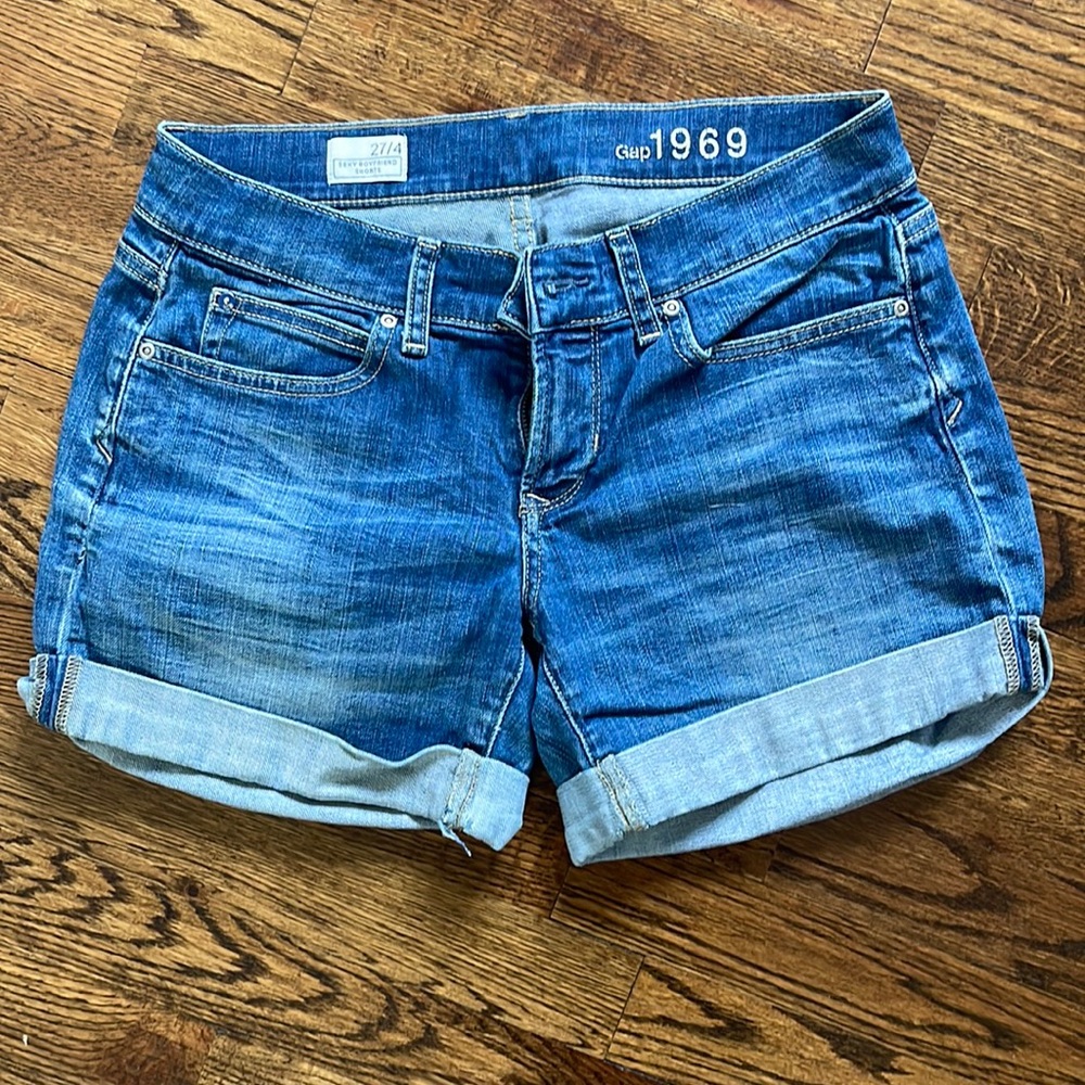 Gap Boyfriend Shorts